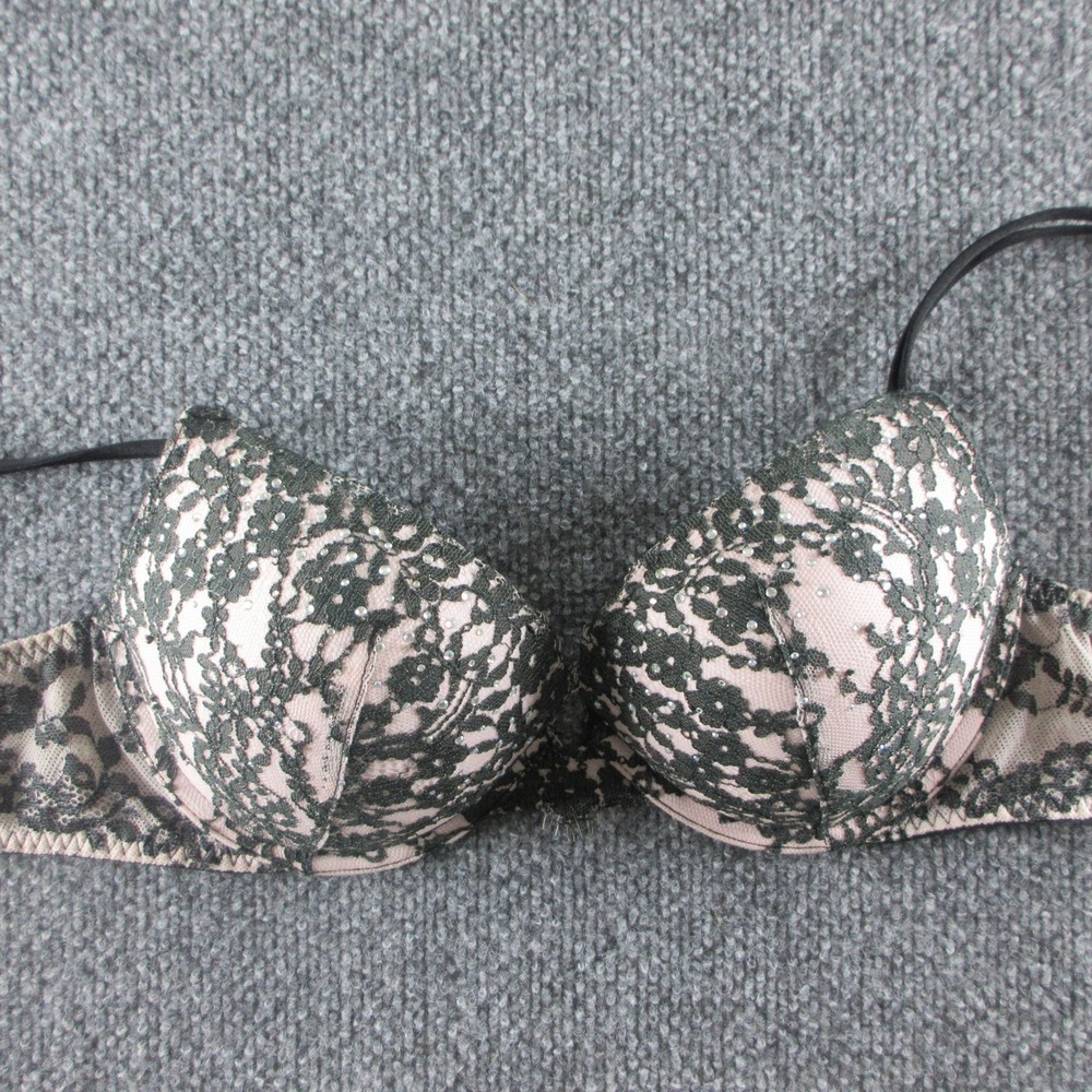 Victoria's Secret Very Sexy Push-Up Bra Womens 32C Lace Padded Underwire